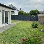 Charmante Gartenwohnung Mit Privatem Grossen Garten كولونيا