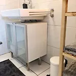 شقة Charmante Gartenwohnung Mit Privatem Grossen Garten