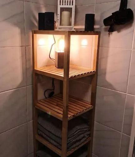 Apartamento Charmante Gartenwohnung Mit Privatem Grossen Garten Colonia