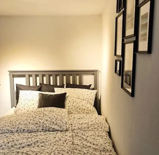 Apartamento Charmante Gartenwohnung Mit Privatem Grossen Garten *